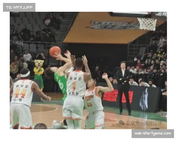 辽宁威尔斯哈维等6人得分上双 团队篮球理念深入贯彻